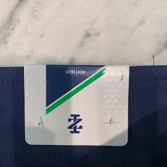 IZOD‎ Golf Shorts Womens Size 2 Blue Sun Control Wicking Stretch - Picture 4 of 15